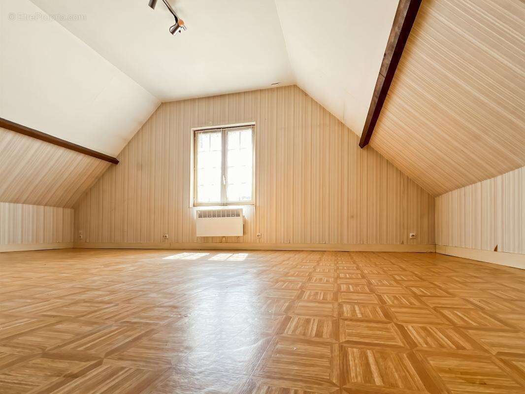 Maison à LAILLY-EN-VAL