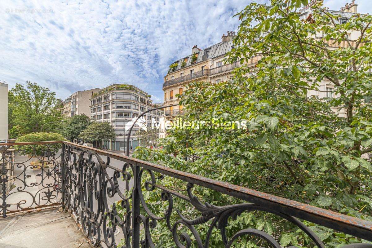 Appartement à PARIS-12E