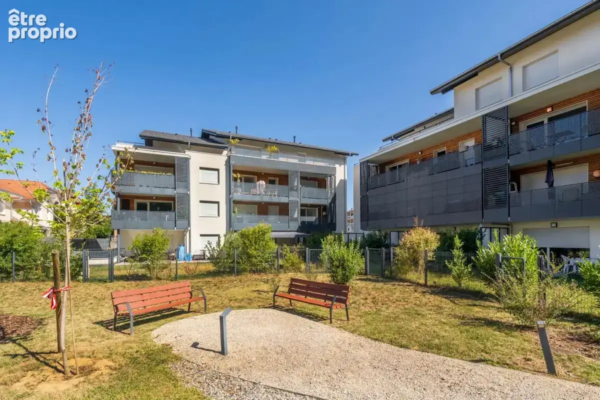 Appartement T2 de 43 m² garage et parking - photo 15