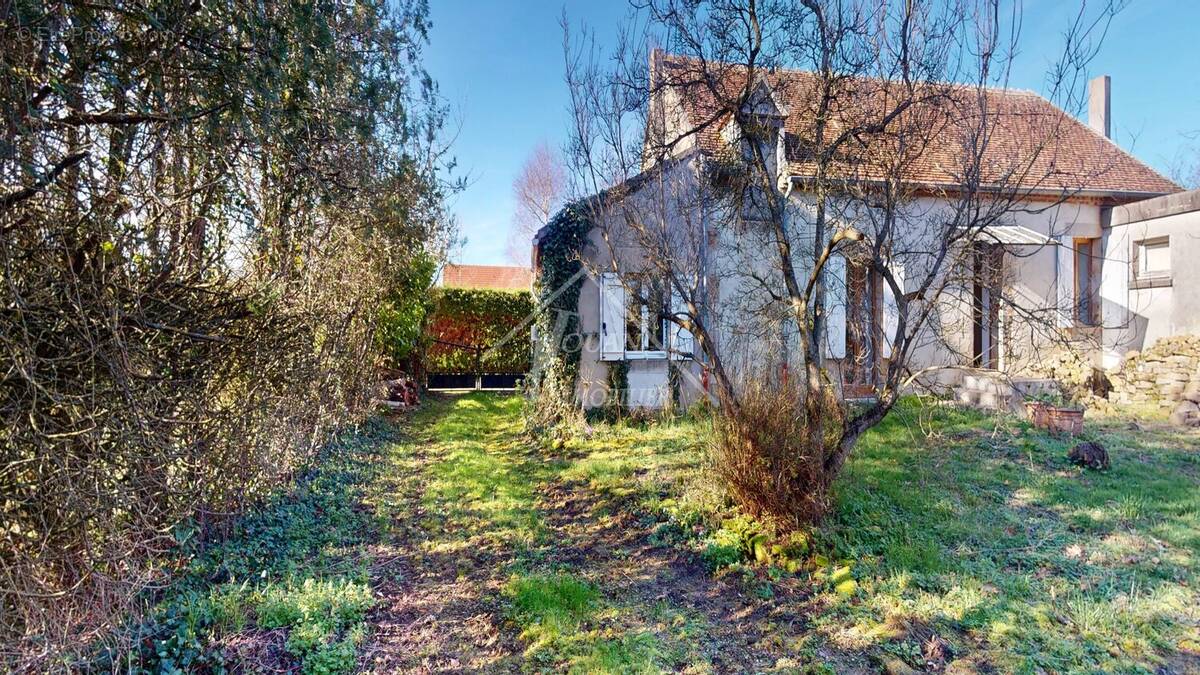 Maison à BOURBON-L'ARCHAMBAULT