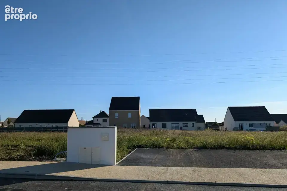Terrain 644 m² à Toury  - photo 4