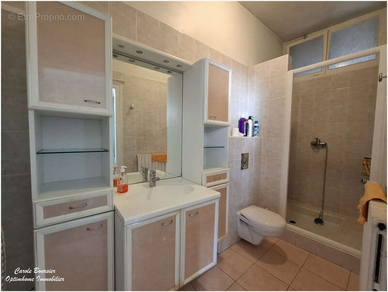 Maison à NEUFCHATEAU