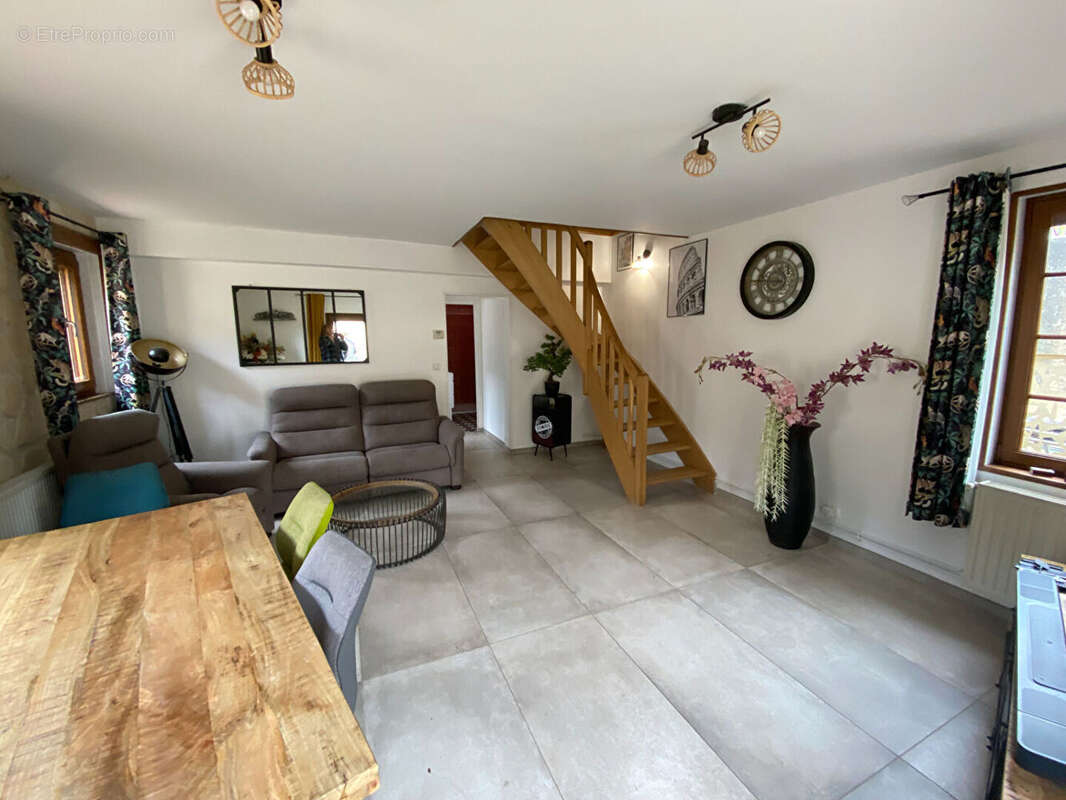 Maison 94 m² à Bornel  - photo 2