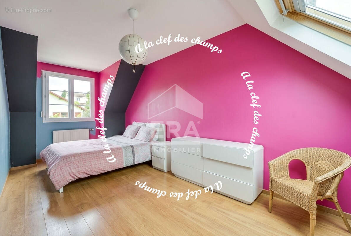 Maison à GIF-SUR-YVETTE