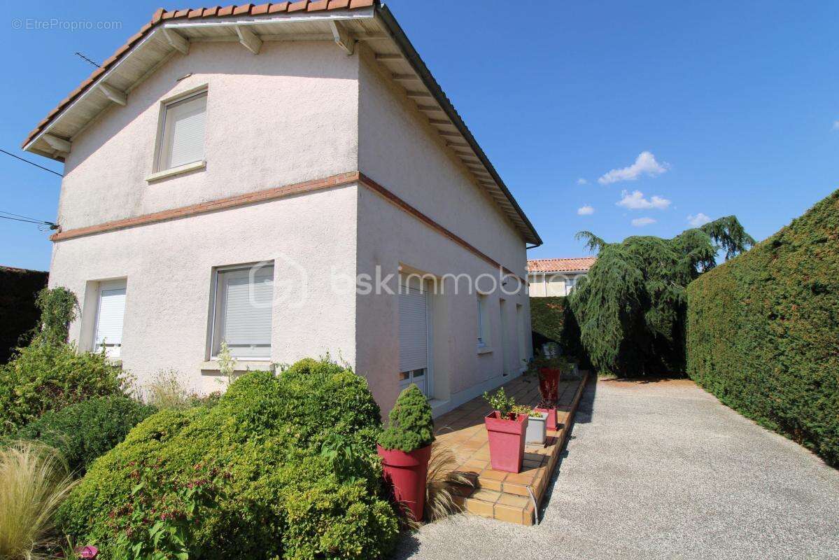 maison de 143 m² de type 5 au calme - photo 11