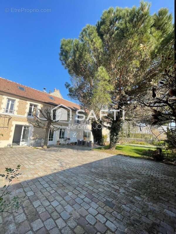 Photo 2 - Maison à AIGREMONT