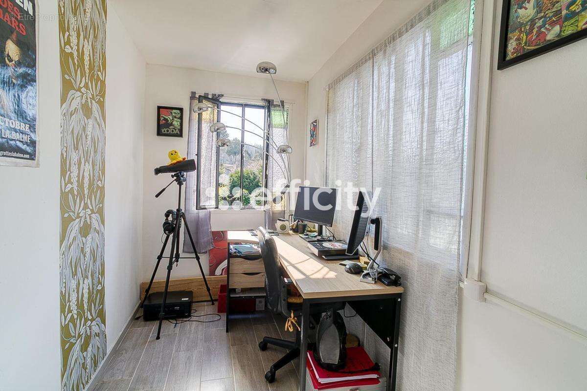 Maison à BOURGOIN-JALLIEU