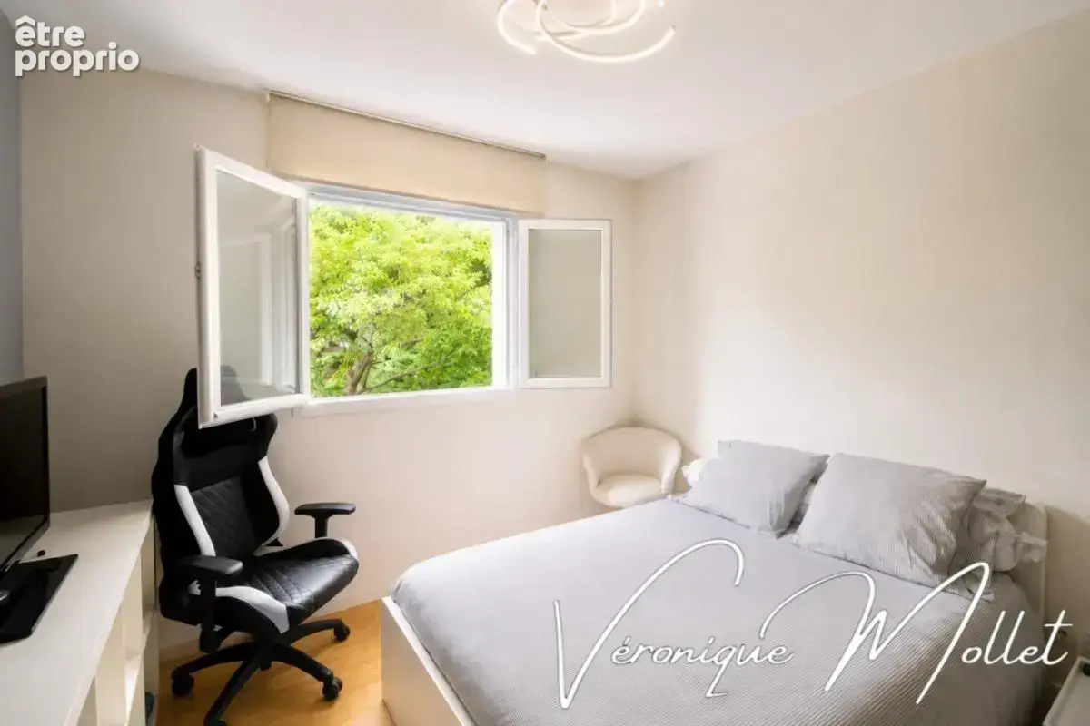 Elegante contemporaine de plain-pied baignée de lumiere - photo 12