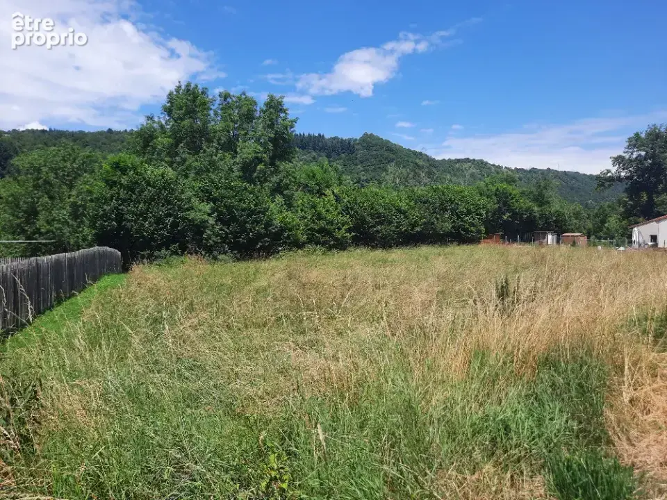 Terrain 789 m² à vendre à Saint-Simon (15130) - photo 1