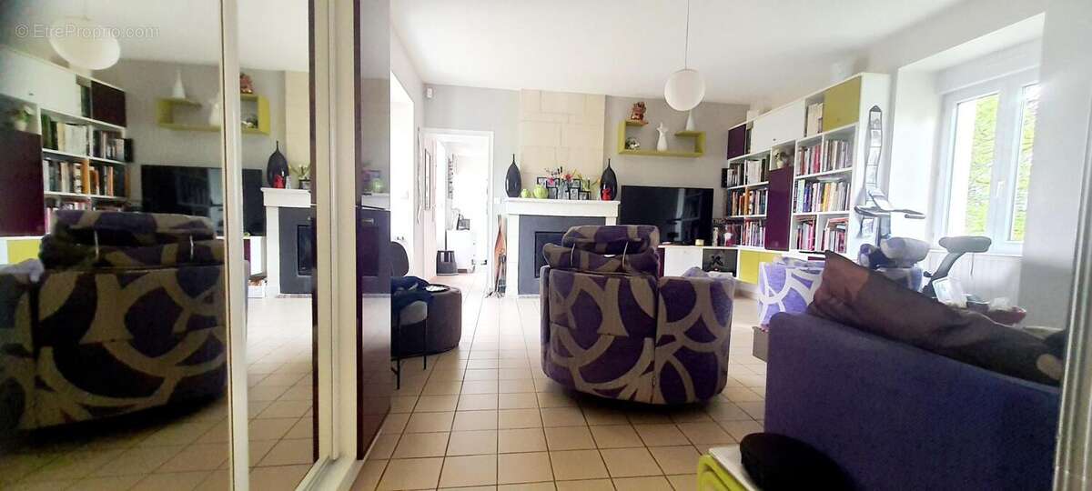 Maison 156 m² à Antran  - photo 9