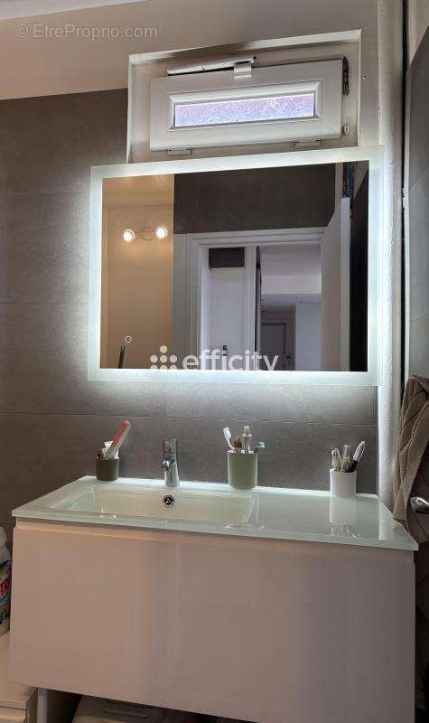 Appartement à TINQUEUX