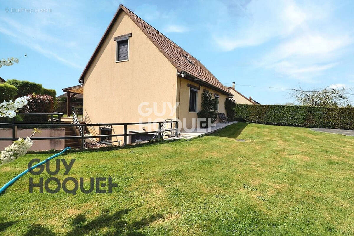 Maison à BERNAY