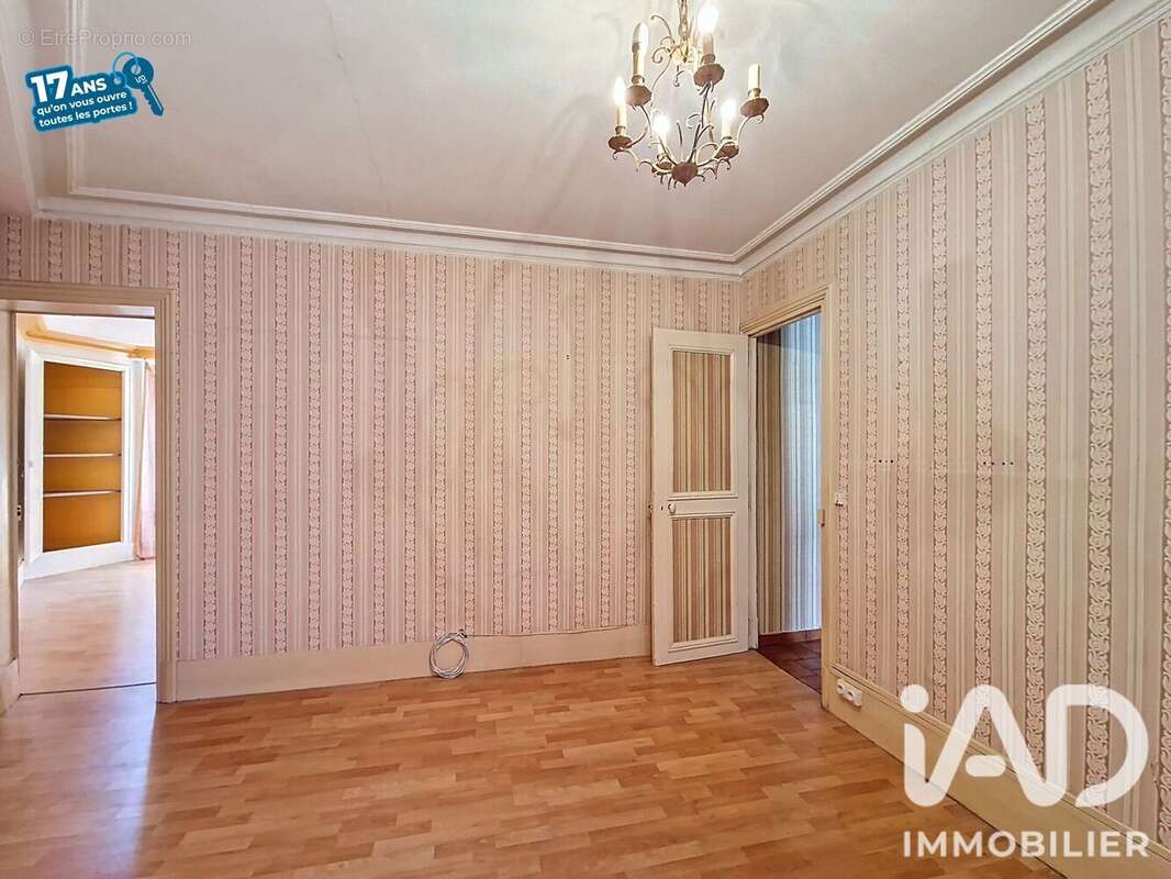 Appartement 73 m² à Saint-Denis  - photo 7