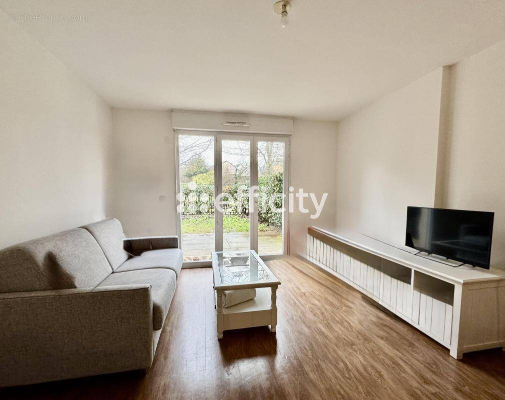 Appartement à CLAYE-SOUILLY