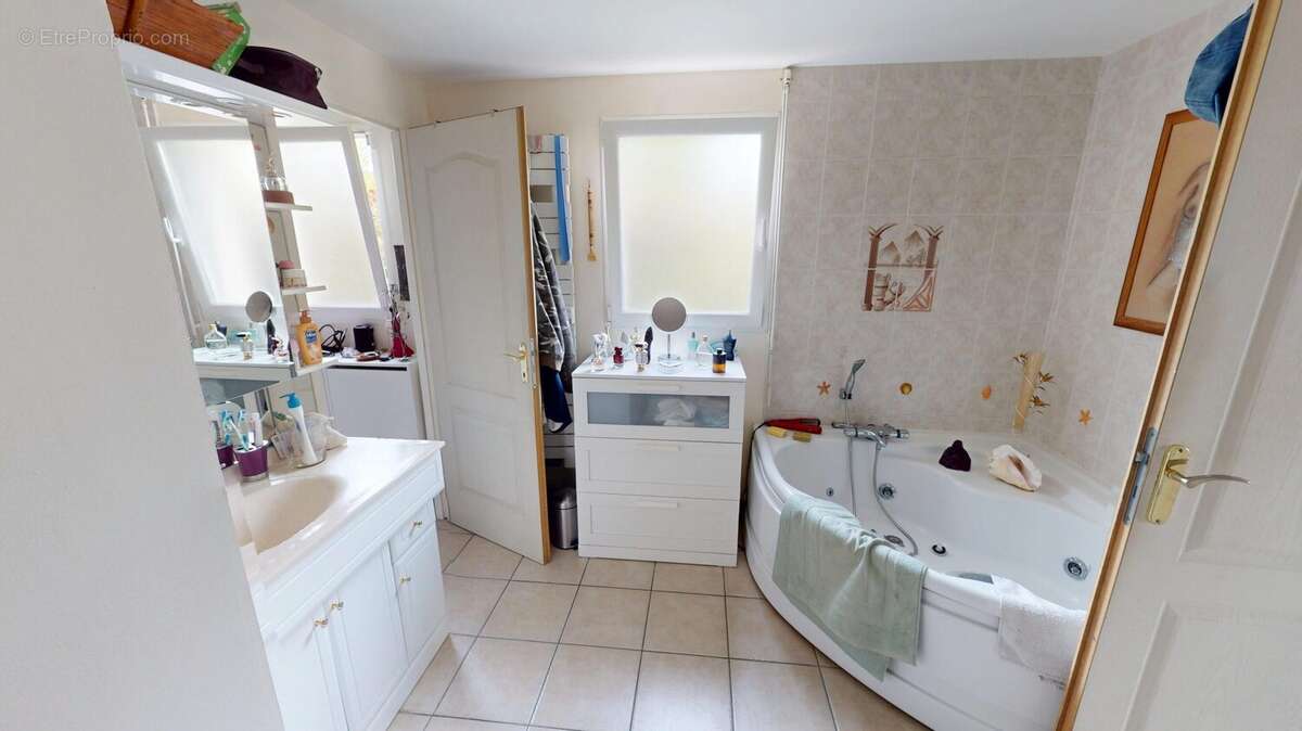 Maison à DOUVRES-LA-DELIVRANDE