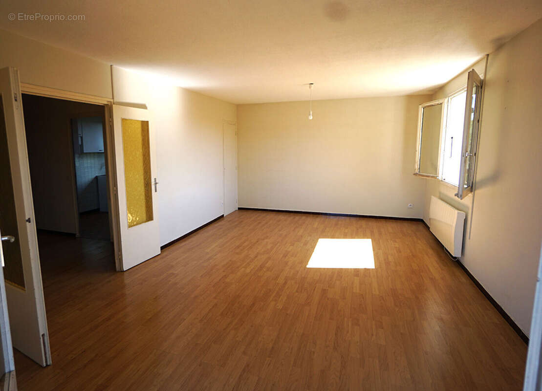 Maison à SAINT-GENIS-LAVAL