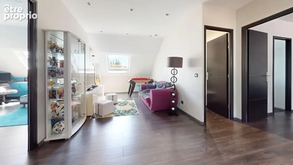 Maison indépendante 7 pièce(s) sur 530m² de terrain - photo 9