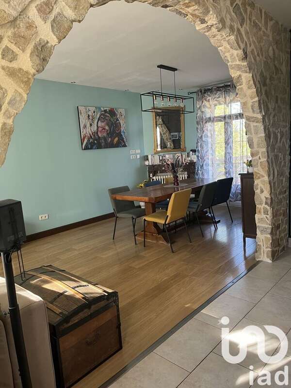 Photo 2 - Maison à TROYES