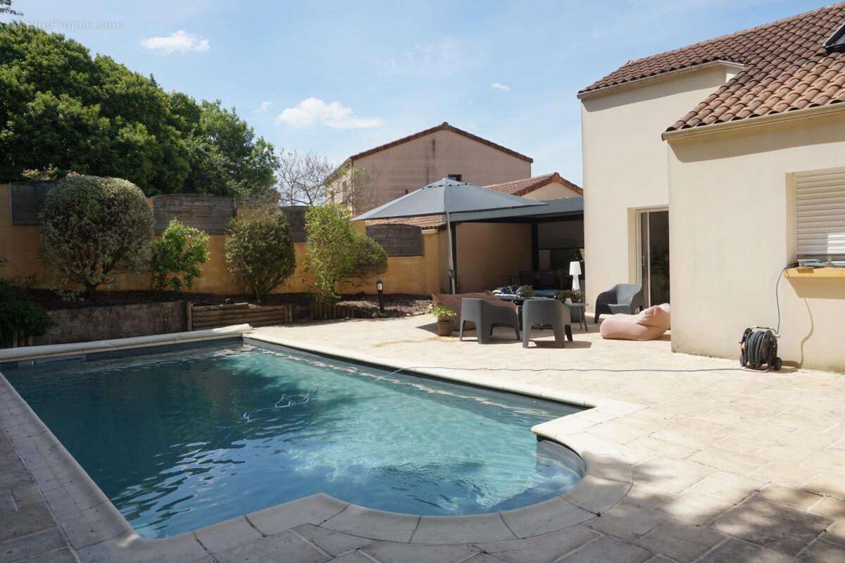 Maison à MORTAGNE-SUR-SEVRE