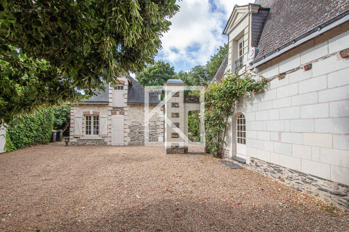 Maison à BRAIN-SUR-L'AUTHION