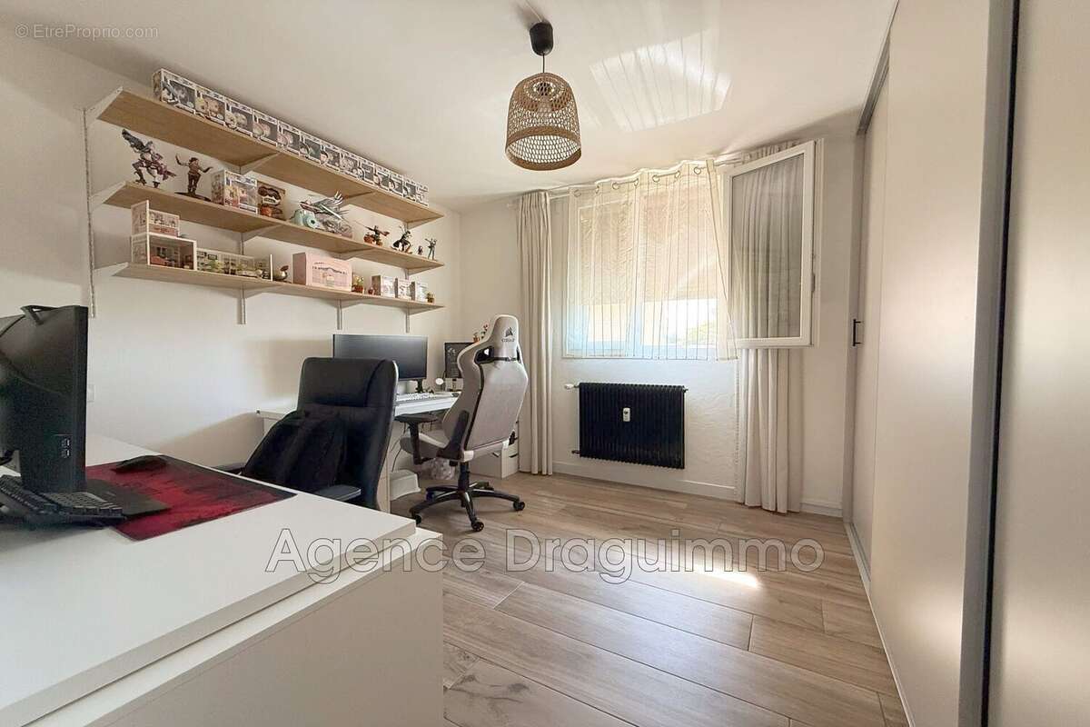 Appartement à DRAGUIGNAN