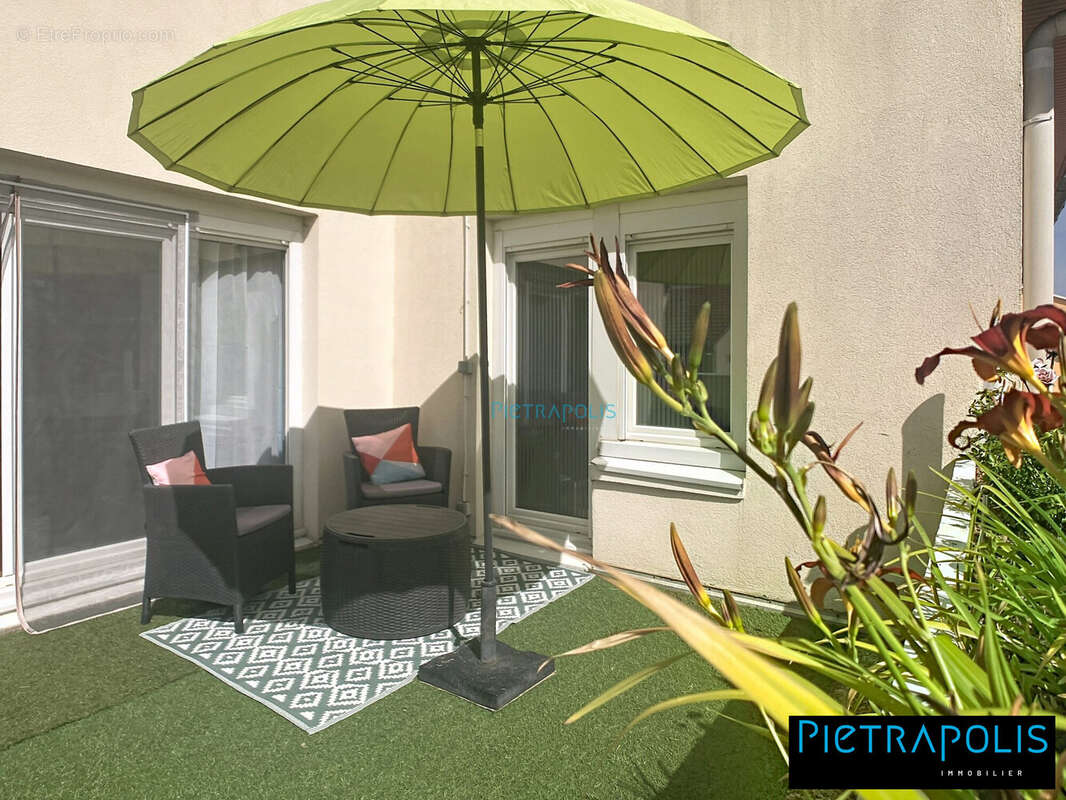 Appartement à SAINT-GEORGES-DE-RENEINS