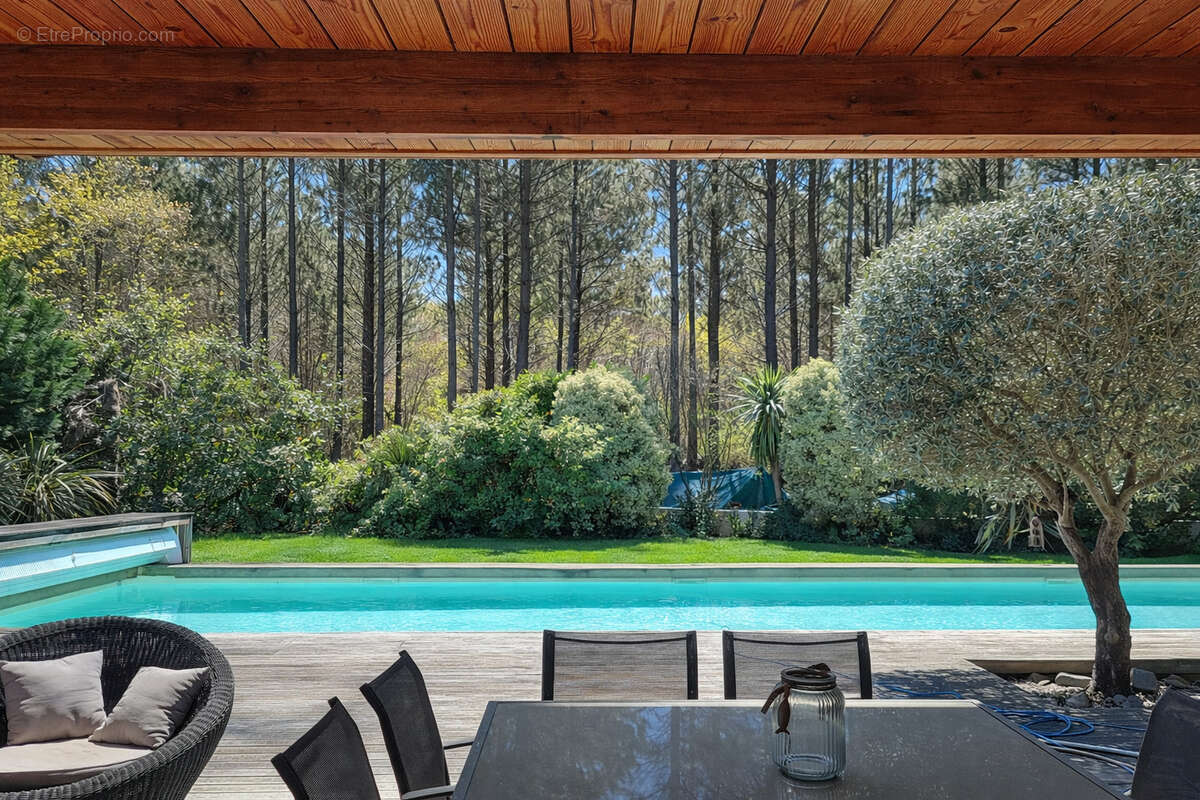 Maison à LE BOUSCAT