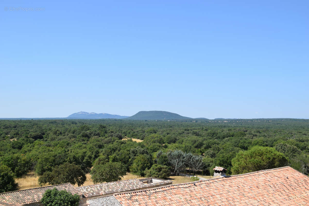 Maison à GOUDARGUES