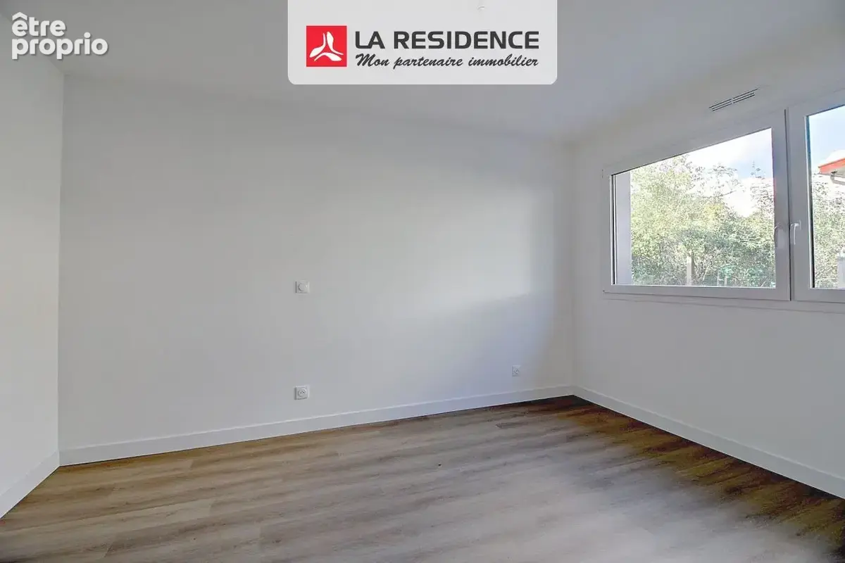 Maison 7 pièces 160 m² à vendre à Saint-Etienne-Du-Rouvray (76800) - photo 6