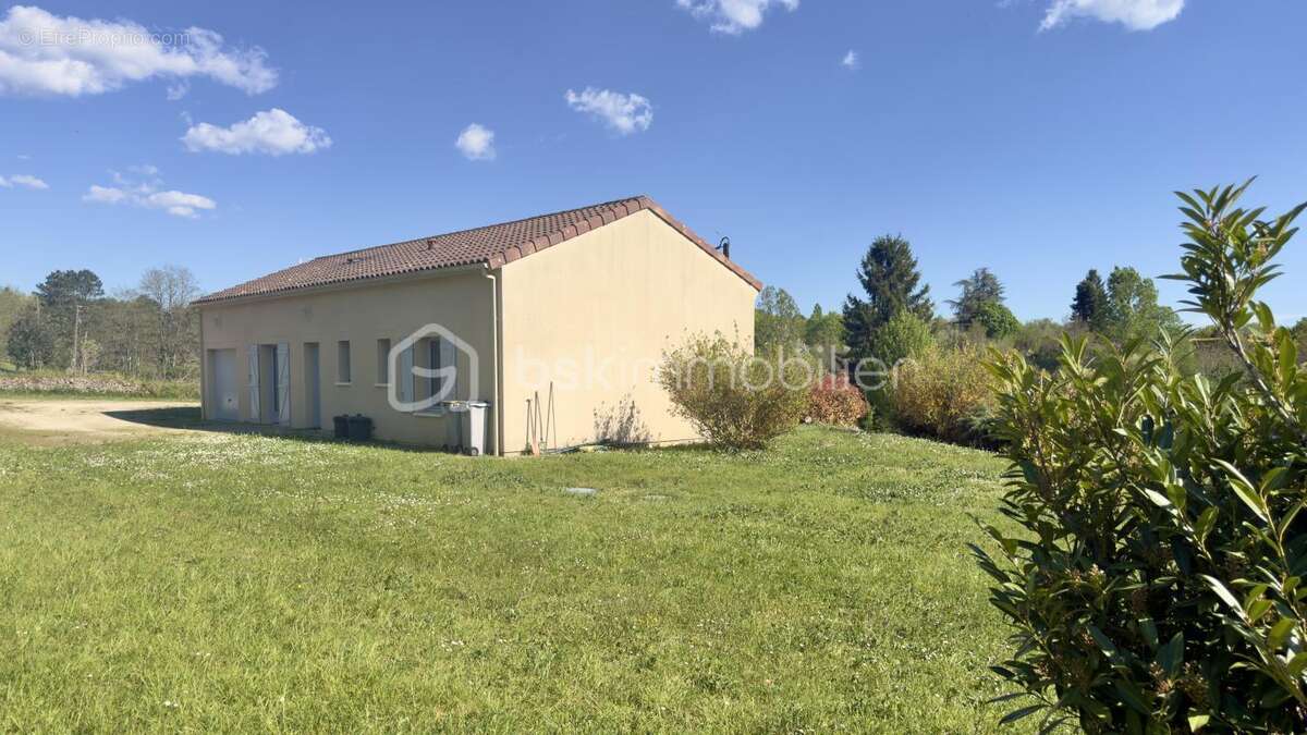 Maison contemporaine de plain-pied – Lumineuse – Grand terrain - photo 5