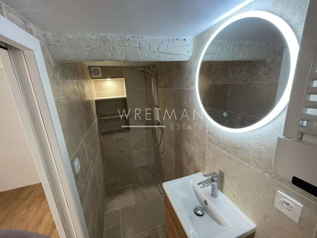 Appartement à VALBONNE