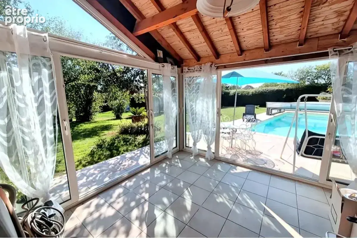 Maison 165 m² à Chassignolles  - photo 4