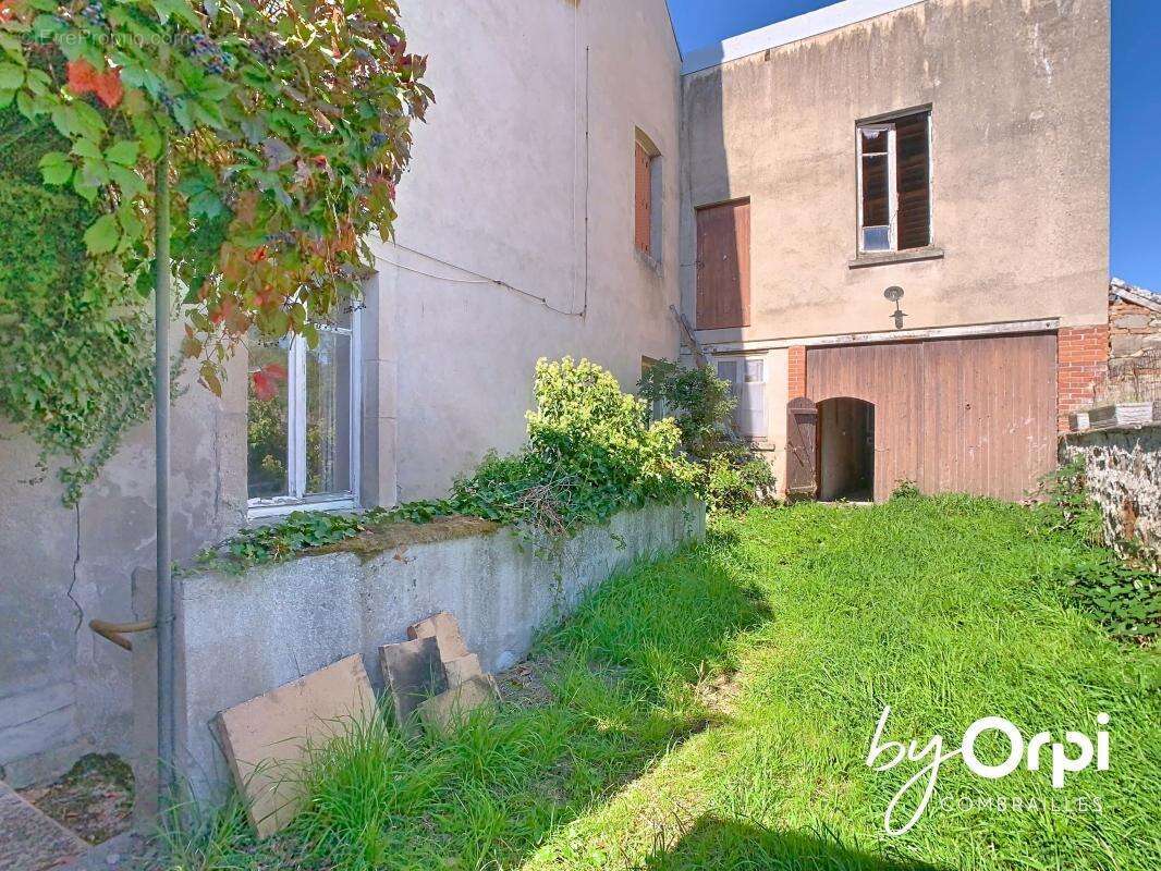 Maison à SAINT-FARGEOL