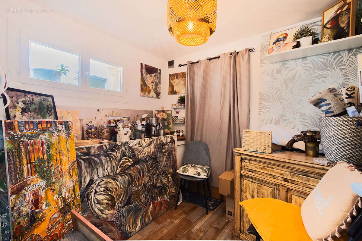 Appartement à MARSEILLE-5E