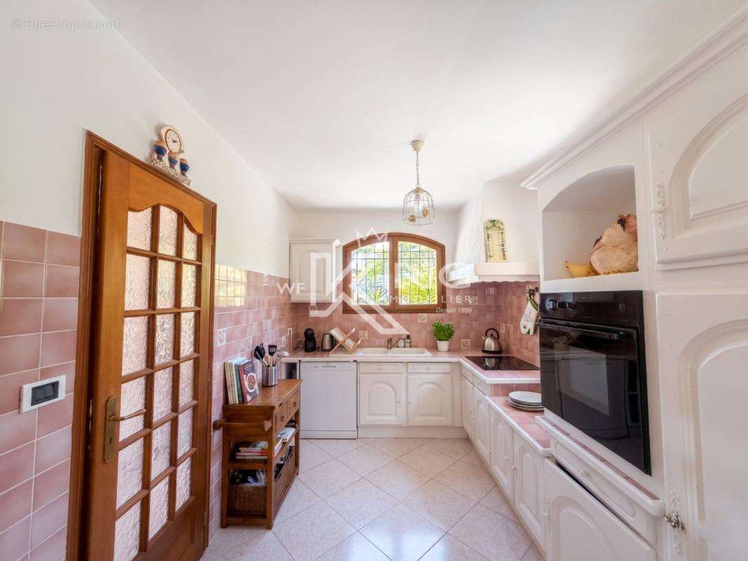 Maison à FREJUS