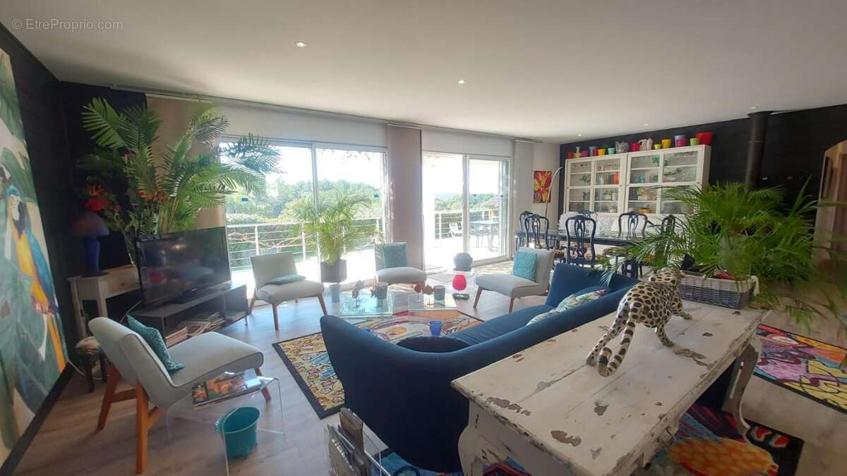 Maison à DRAGUIGNAN