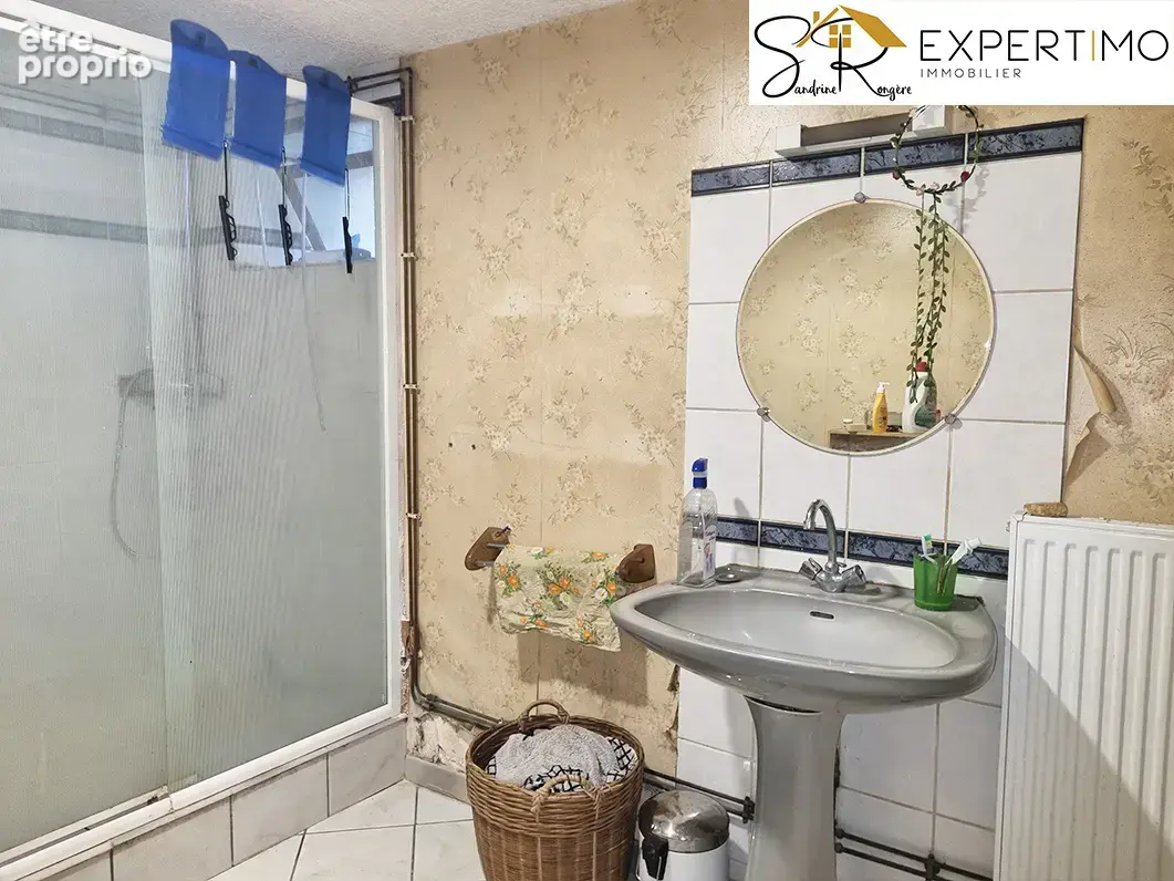 Maison en pierre de 119 m2   Terrain de 1 345 m2   Gouttières (63390) - photo 10