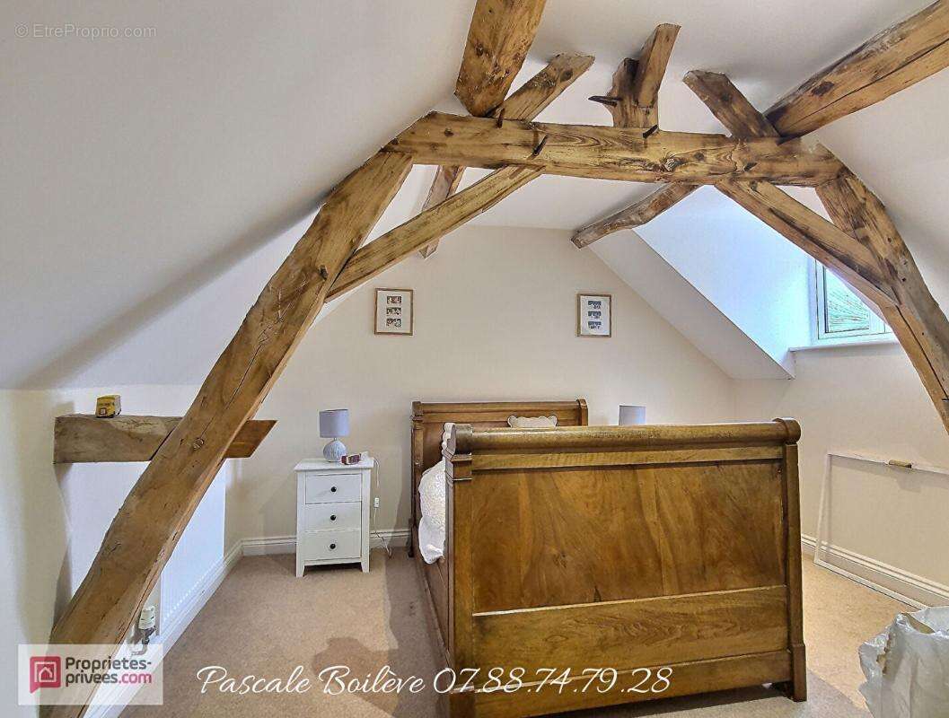 Maison  151 m²  avec  studio indépendant 34 m² - VERNANTES  (49390) - photo 10