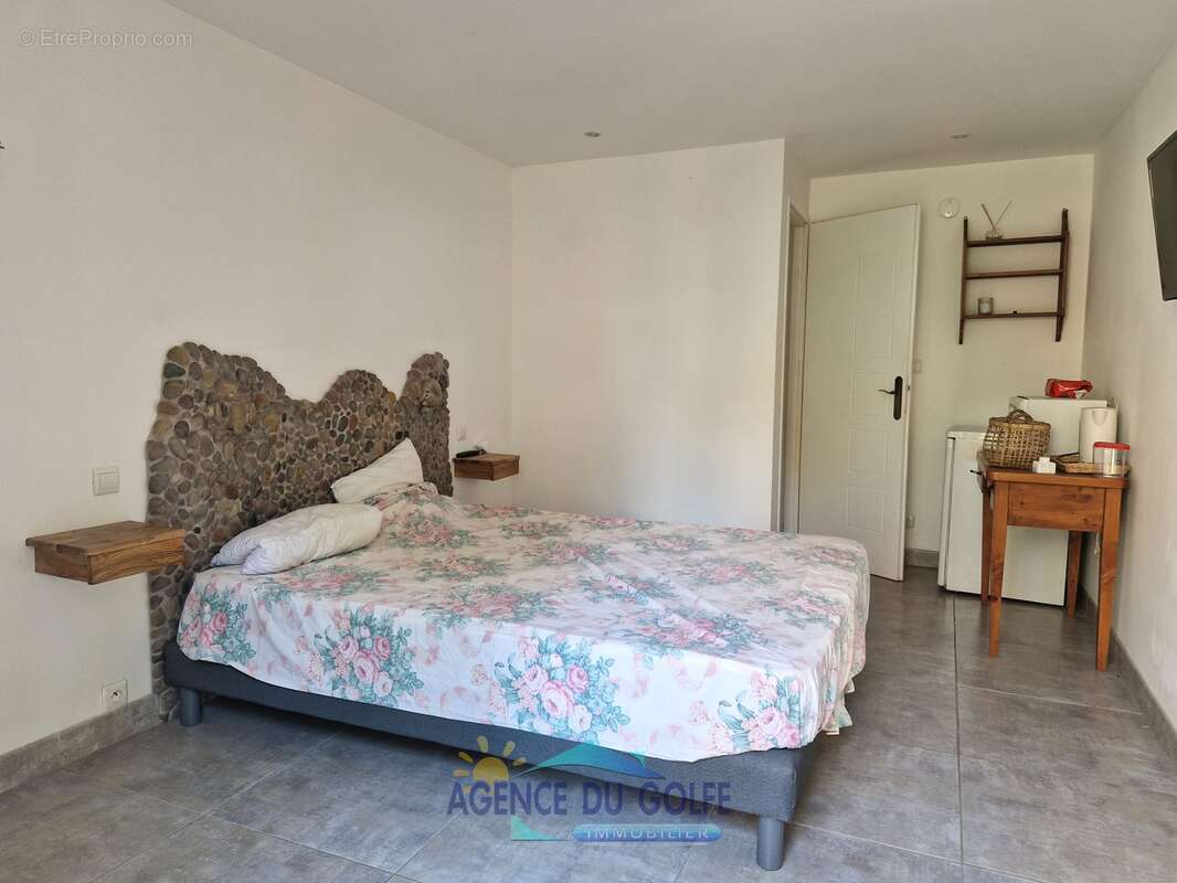 Propriété avec villa et plusieurs gîtes sur 3310 m² de terrain - photo 8