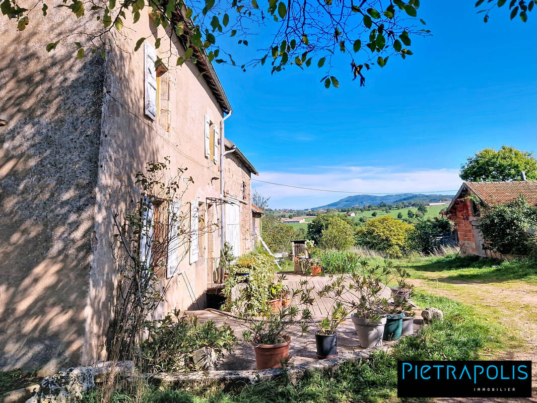 Maison à COLOMBIER-EN-BRIONNAIS