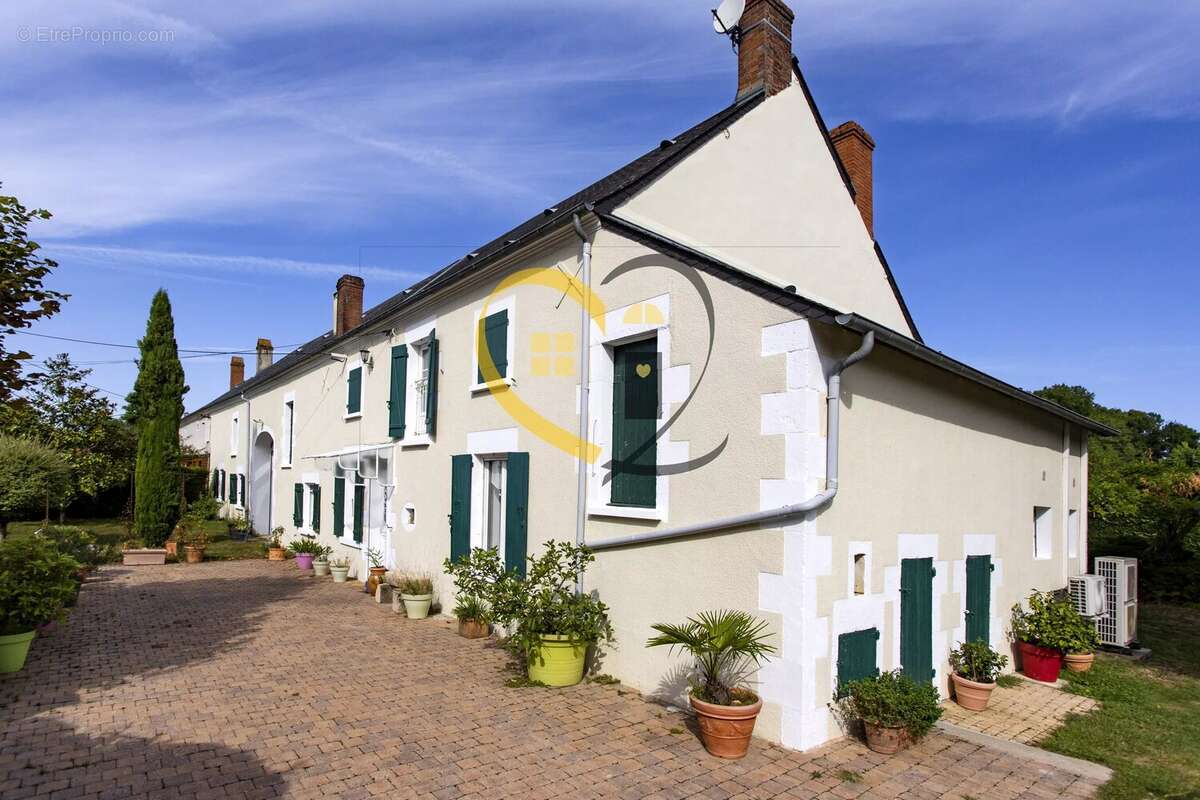 Maison à CREZANCY-EN-SANCERRE