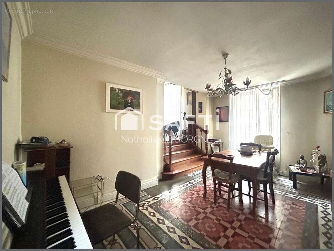 Photo 2 - Maison à CASTRES