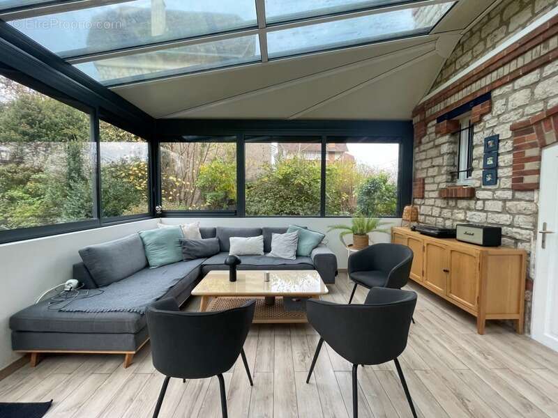 Maison à MONTIGNY-SUR-LOING