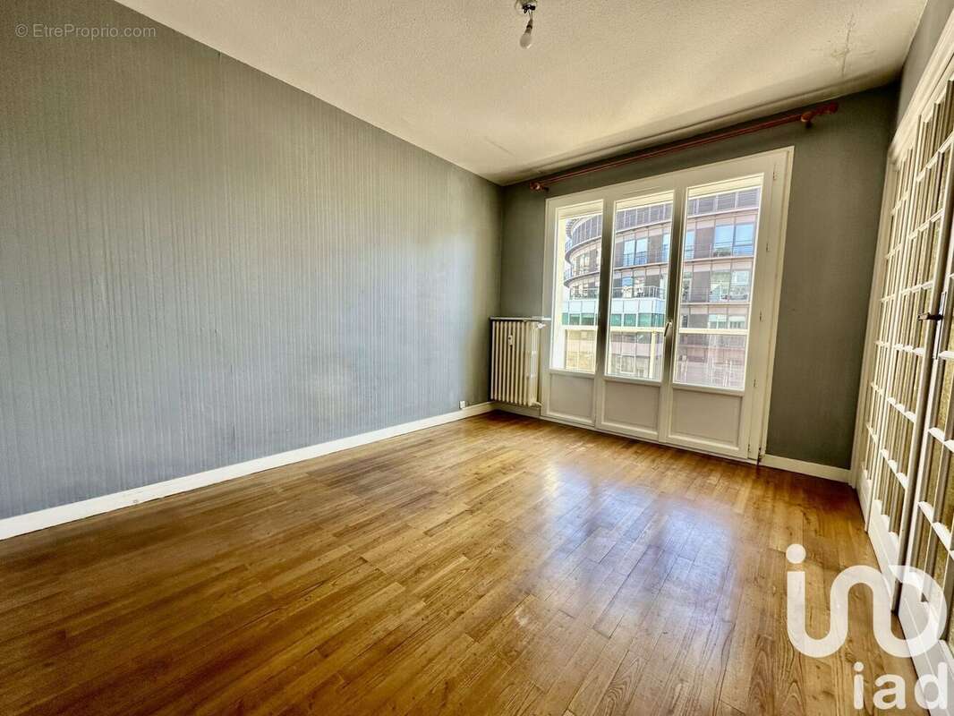 Photo 4 - Appartement à SAINT-ETIENNE