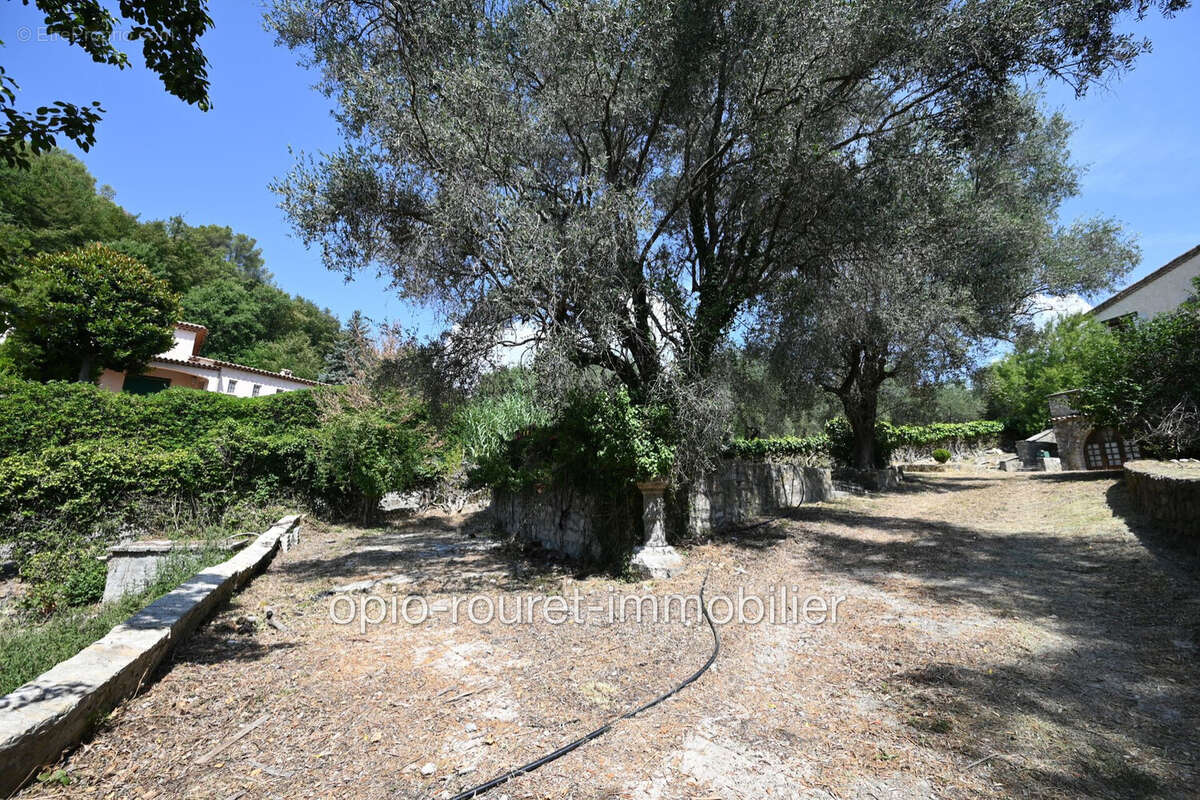 Maison à Le Rouret  - photo 7