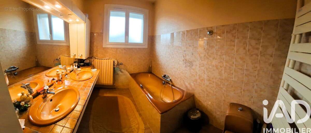 Photo 8 - Maison à MENILLES