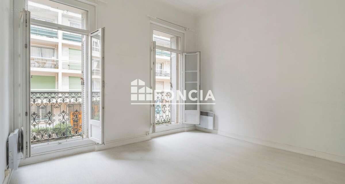 Appartement à MARSEILLE-8E