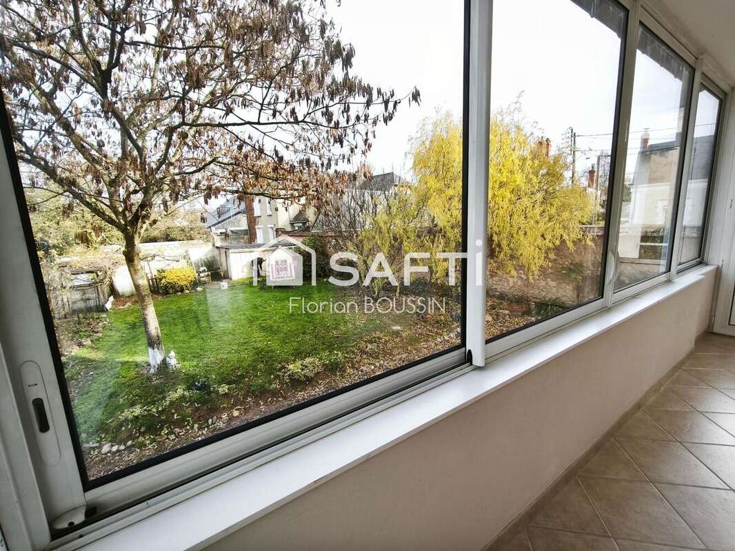 Photo 2 - Maison à LE LUDE