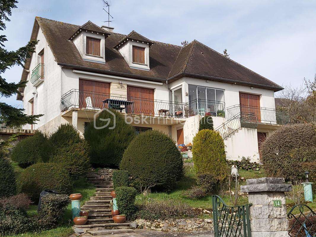 Pavillon de 181 m² sur sous-sol      beaux volumes - photo 17