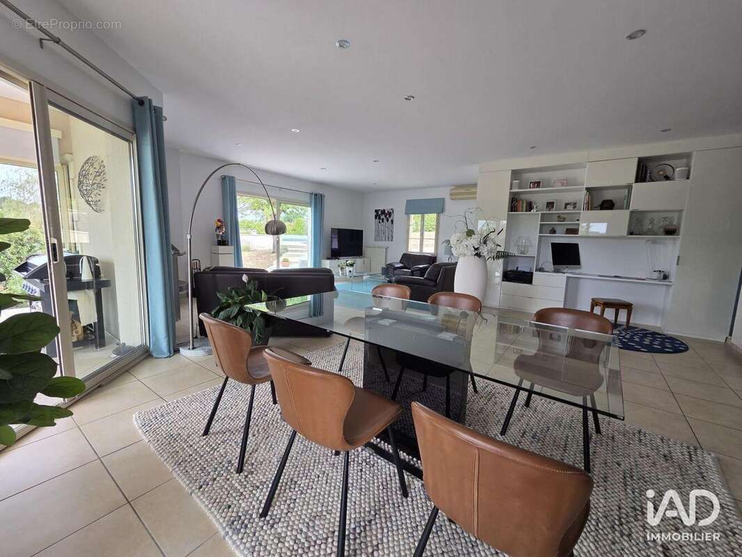 Maison 205 m² à Monestier  - photo 6
